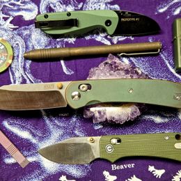 Lander 2 Pocket Knife - Clip Point - Lady Liberty Edition