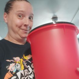 Halloween Giant Canister with Carolier® Handle – Tupperware Brand