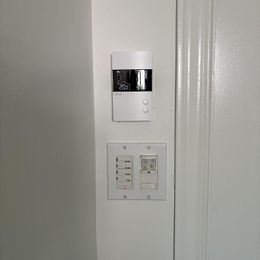 Je suis très satisfait de