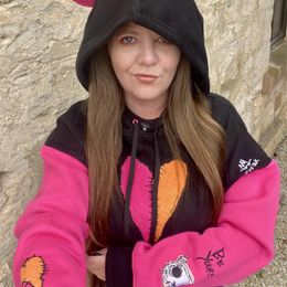 Broken Heart Kangaroo Pocket Hoodie - Limited – BlackMilk Clothing