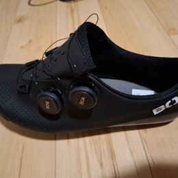 Chaussures Cyclisme Femme Louis Garneau Carbon XZ - Pointure 8, Noir, Système Boa, Comme Neuves
