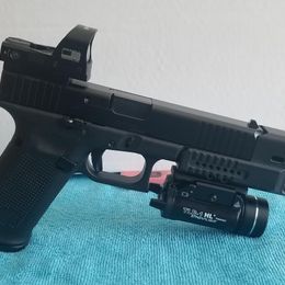Glock 17 Compensator