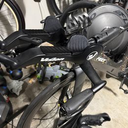 BTA Bottle Mount Riser: Between-the-Arms Hydration | TriRig