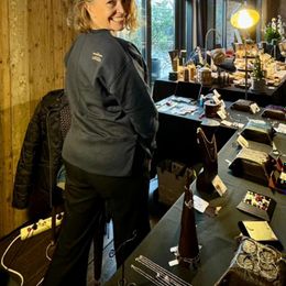 Fantastic color, so soft, feeling great, relaxed and awake 🙏🌌🩵