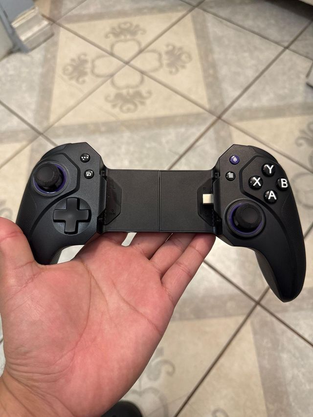 ELO Vagabond USB-C Gamepad for iPhone 15+, iPad Mini & Android | Hall Effect Joystick | Apple MFi Certified | Cloud Gaming & Remote Play