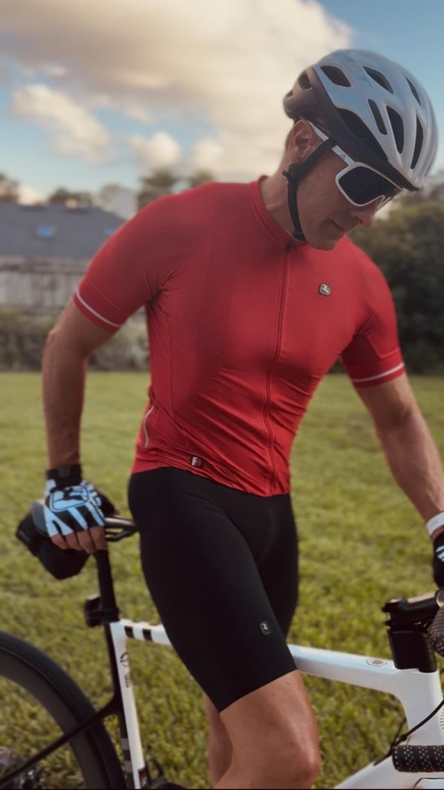 イタリア製giordanaサイクルジャージ ハーフジップ　Ｌサイズ Premium Cycling Apparel | Italian Cycling Gear | Giordana
