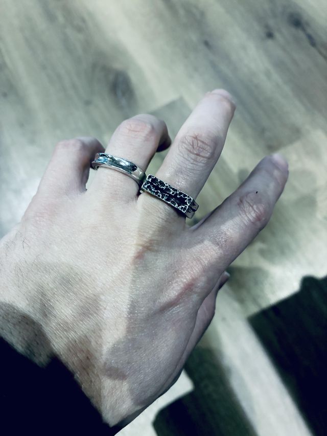 R-110 eiko- sterling silver ring