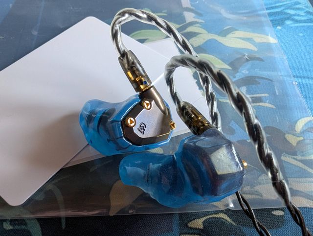 (悠(haruka))camprifre audio mw10 Campfire Audio Andromeda MW10 Limited Edition IEMs - YouTube
